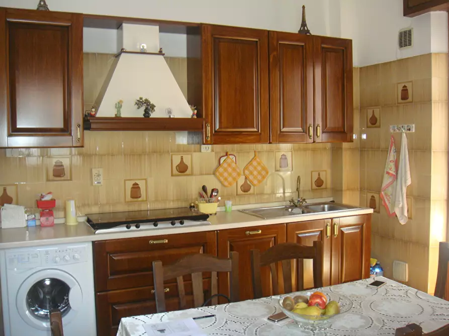 Immagine 2 di Pentalocale in vendita  in Via Guido Miggiano a Reggio Di Calabria