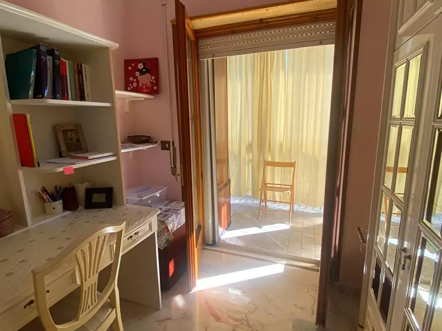 Immagine 28 di Pentalocale in vendita  in Viale Aldo Moro 15 a Bova Marina