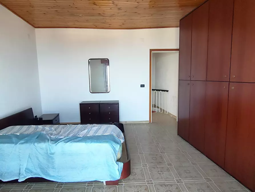 Immagine 3 di Appartamento in vendita  in VIA SAN COSTANTINO a Bova