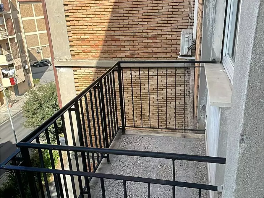 Immagine 10 di Trilocale in vendita  in Via Cassino 10 a Reggio Di Calabria