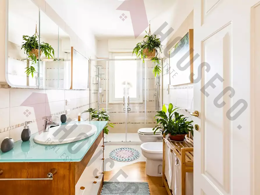 Immagine 10 di Appartamento in vendita  in Via Italia a Quartu Sant'elena