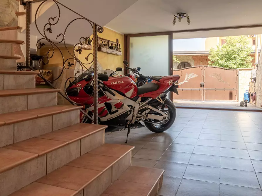 Immagine 6 di Villetta a schiera in vendita  a Assemini