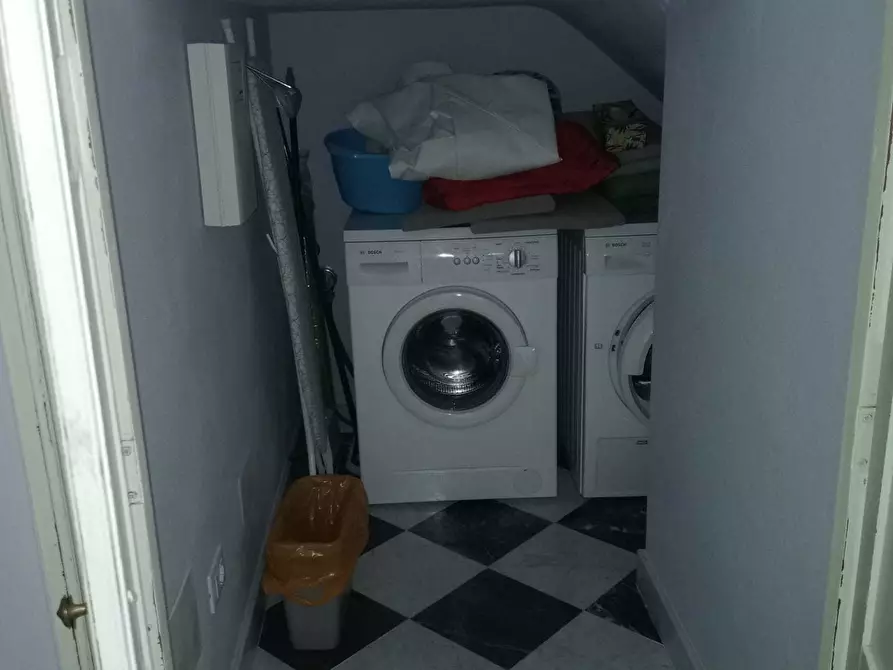 Immagine 12 di Casa semindipendente in vendita  a Ameglia