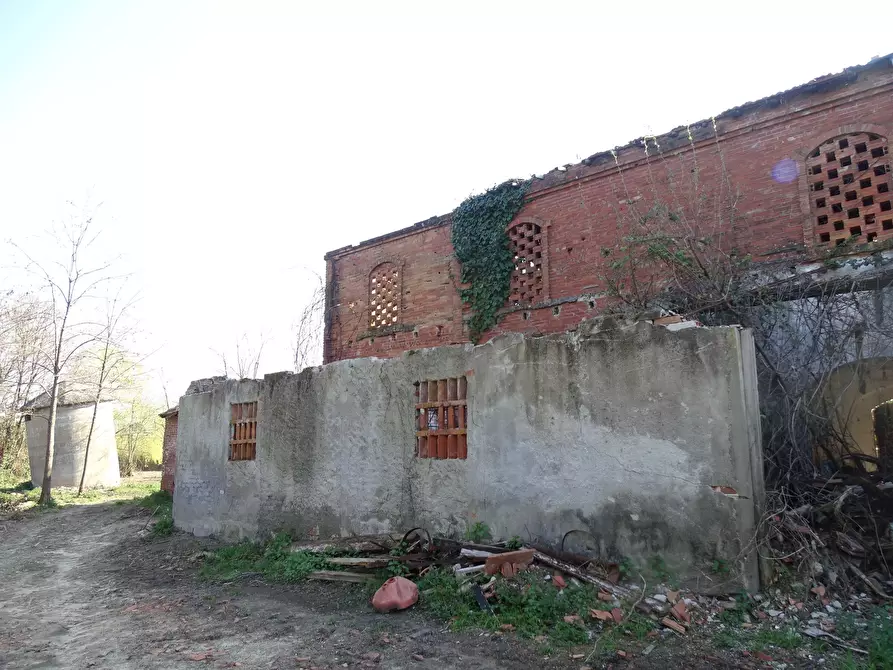 Immagine 5 di Rustico / casale in vendita  a Castelnuovo Magra