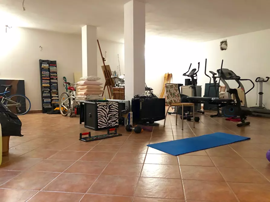 Immagine 14 di Villa in vendita  a Sarzana