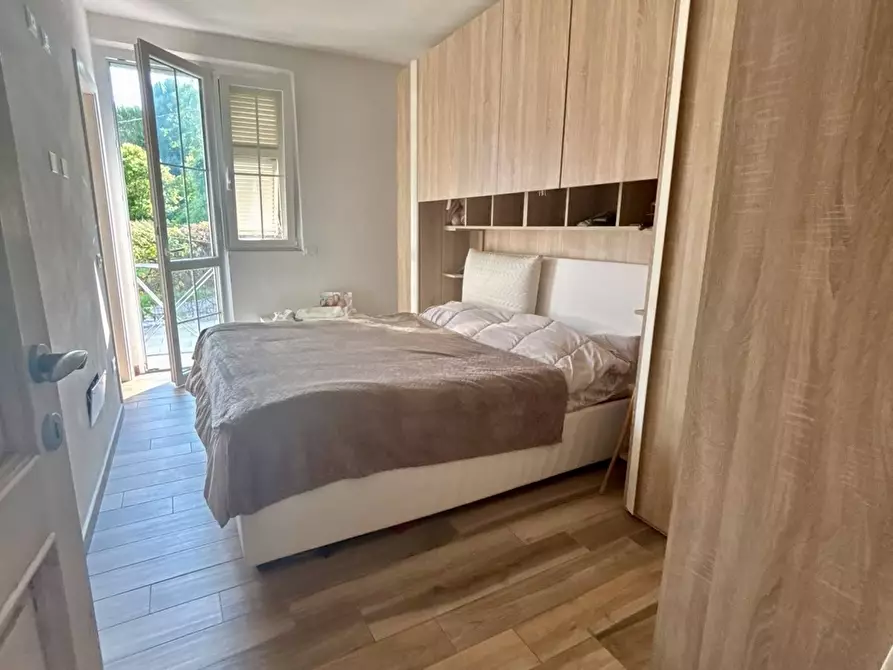 Immagine 14 di Porzione di casa in affitto  a Ameglia