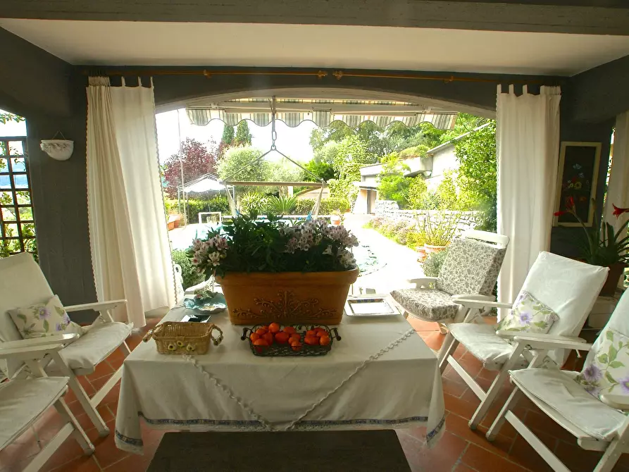 Immagine 8 di Casa indipendente in vendita  a Castelnuovo Magra