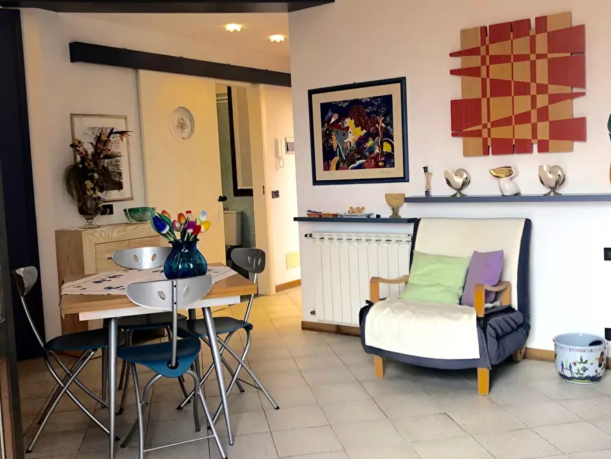 Immagine 2 di Casa semindipendente in vendita  a Ameglia