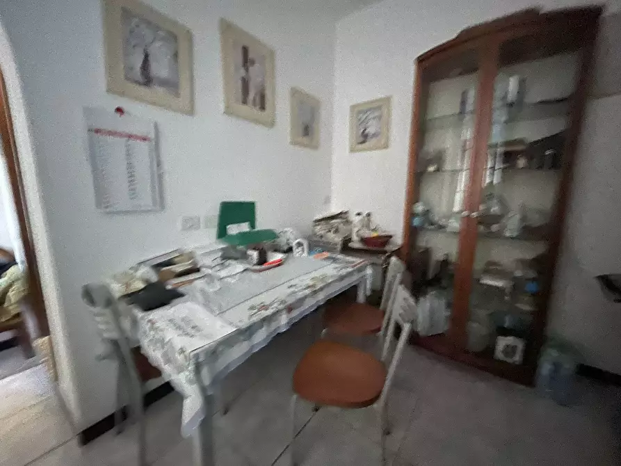 Immagine 14 di Villa in vendita  a Sarzana