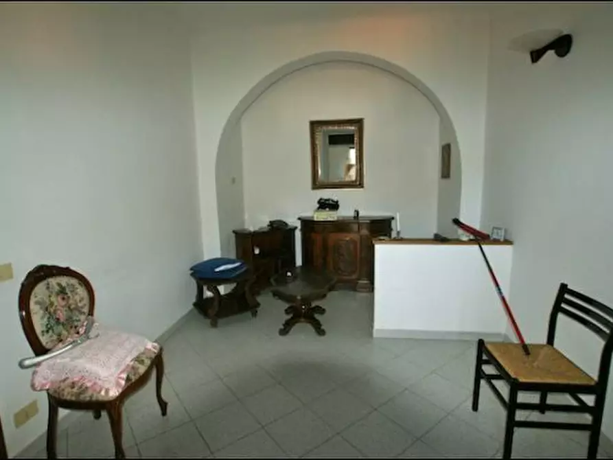 Immagine 2 di Trilocale in vendita  a Ameglia