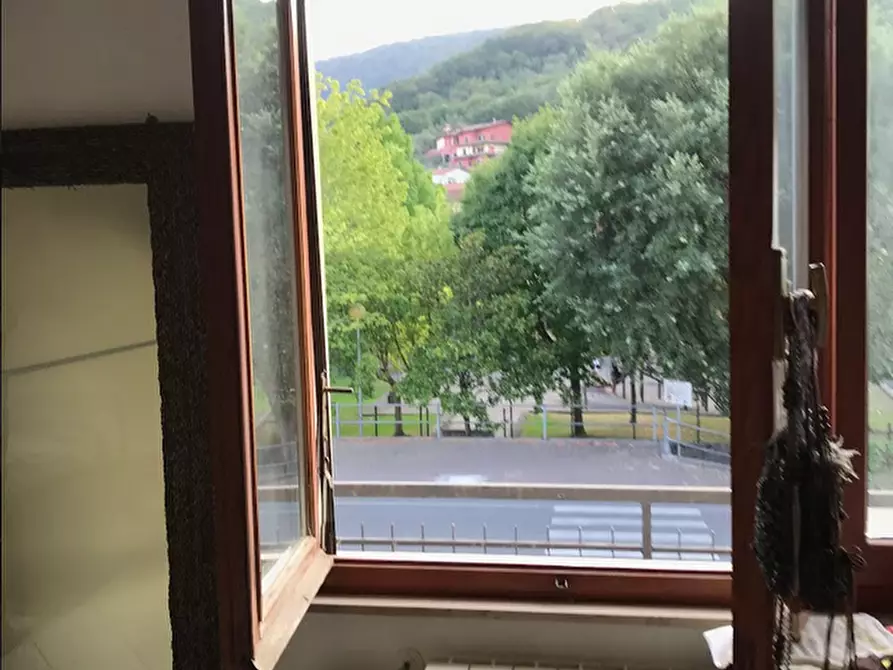 Immagine 9 di Trilocale in vendita  a Ameglia