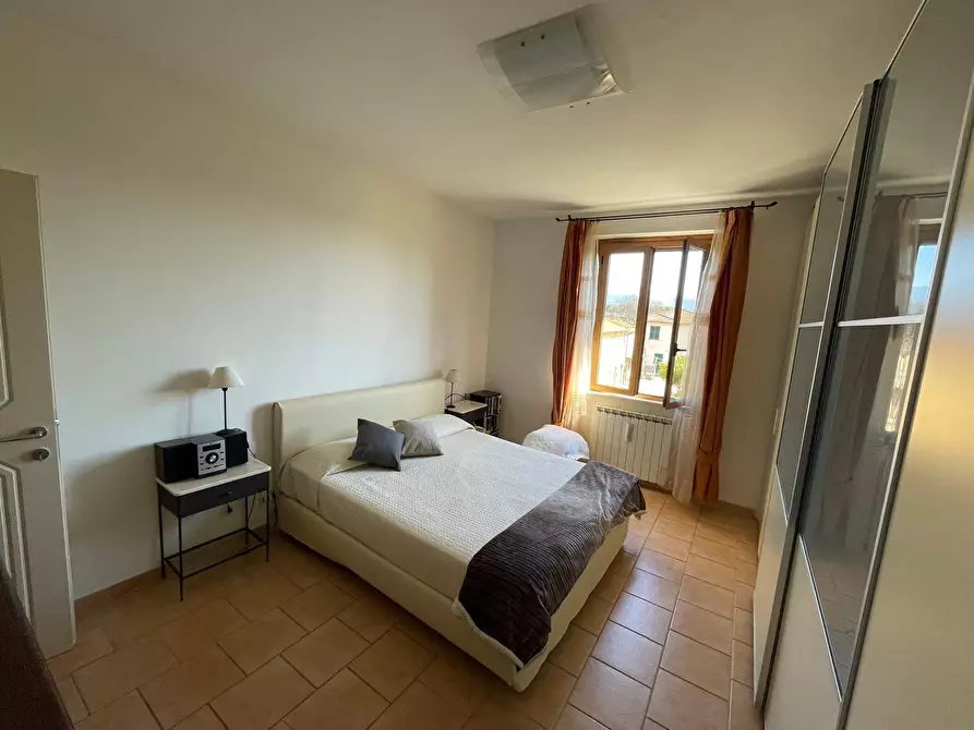 Immagine 19 di Quadrilocale in vendita  a Ameglia