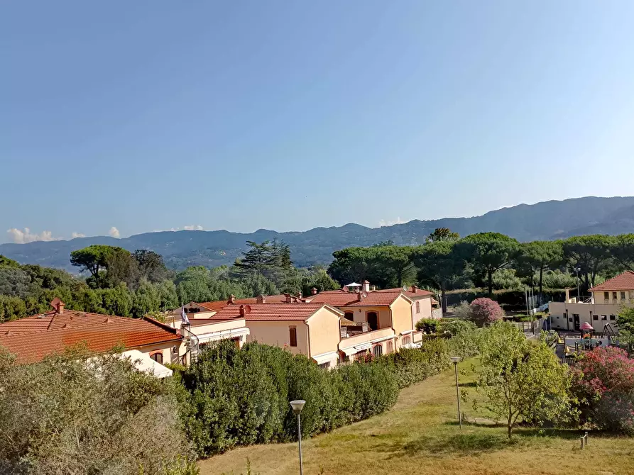 Immagine 34 di Casa semindipendente in affitto  a Ameglia