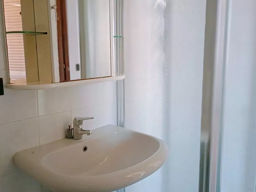 Immagine 23 di Quadrilocale in vendita  a Ameglia