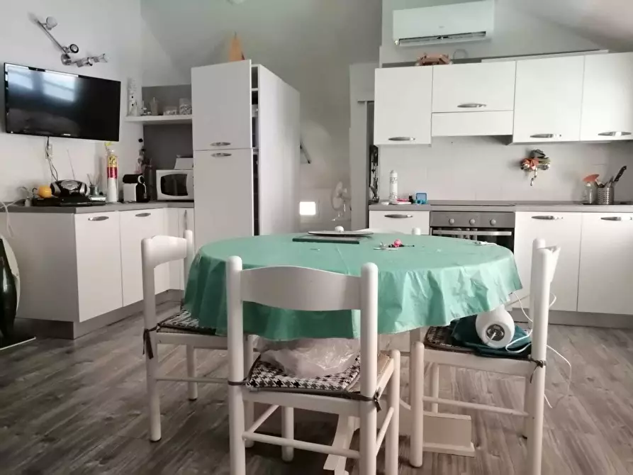 Immagine 3 di Mansarda in vendita  a Ameglia