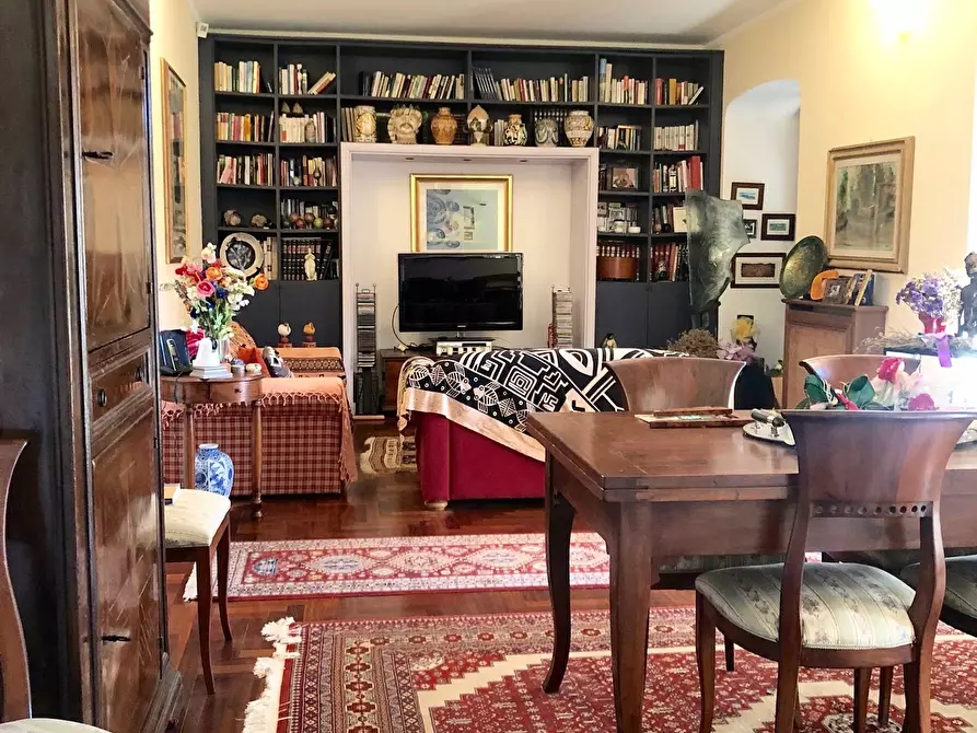 Immagine 6 di Porzione di casa in vendita  a Ameglia