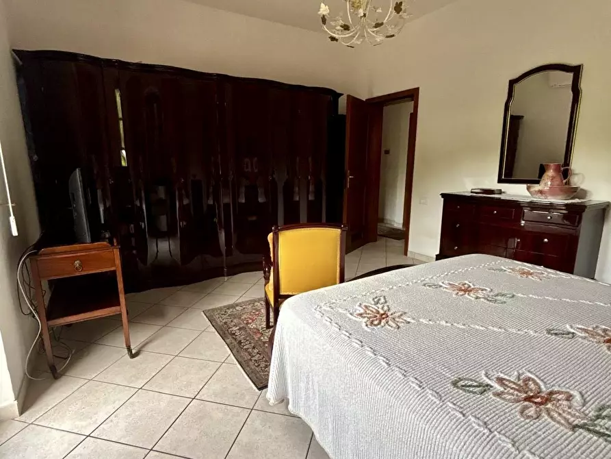 Immagine 18 di Casa semindipendente in vendita  a Carrara