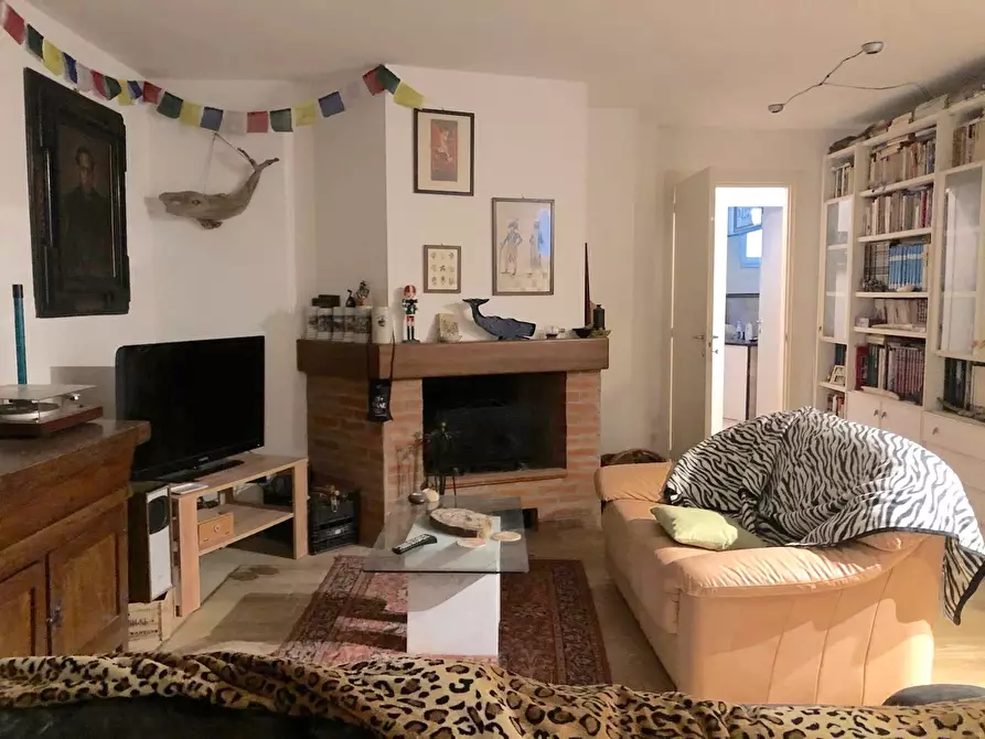 Immagine 21 di Villa in vendita  a Castelnuovo Magra