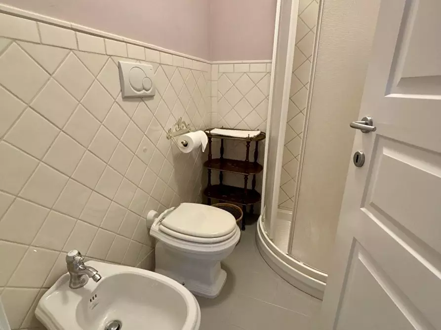 Immagine 9 di Casa semindipendente in vendita  a Ameglia