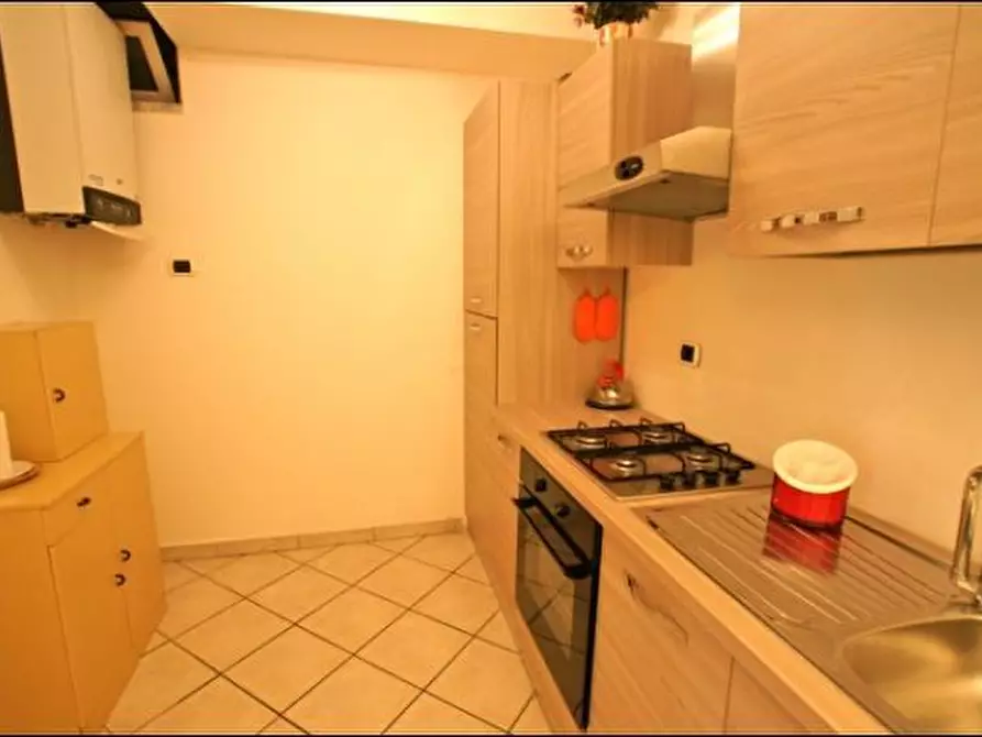 Immagine 6 di Trilocale in vendita  a Lerici