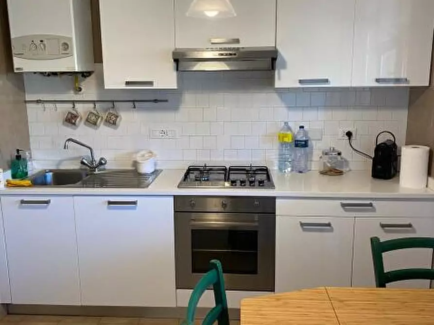 Immagine 1 di Villetta a schiera in affitto  in Via delle Pinete a Massa