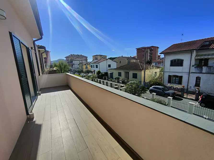 Immagine 27 di Appartamento in affitto  in Via Cisa a Sarzana