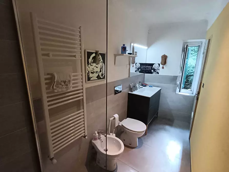 Immagine 20 di Appartamento in vendita  in via vitt. emanuele a Vezzano Ligure