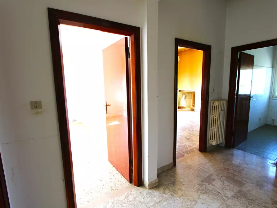 Immagine 42 di Porzione di casa in vendita  in Viale M. di Canossa a Valsamoggia