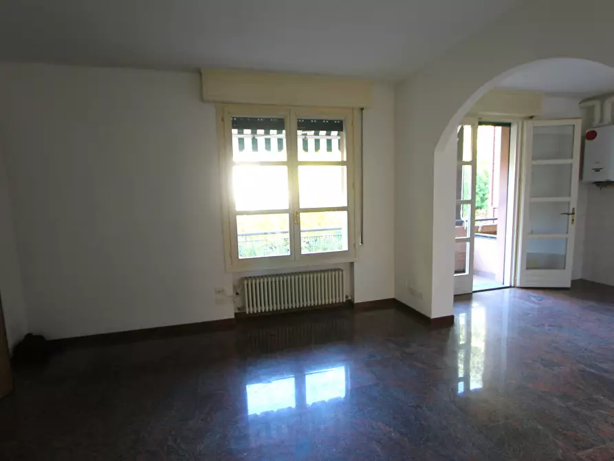 Immagine 21 di Appartamento in vendita  in Viale dell'Indipendenza a Valsamoggia