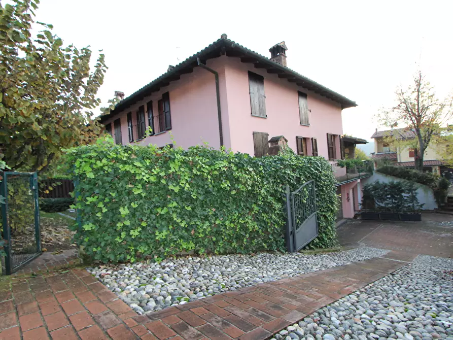 Immagine 56 di Porzione di casa in vendita  in Via Marco Biagi a Valsamoggia