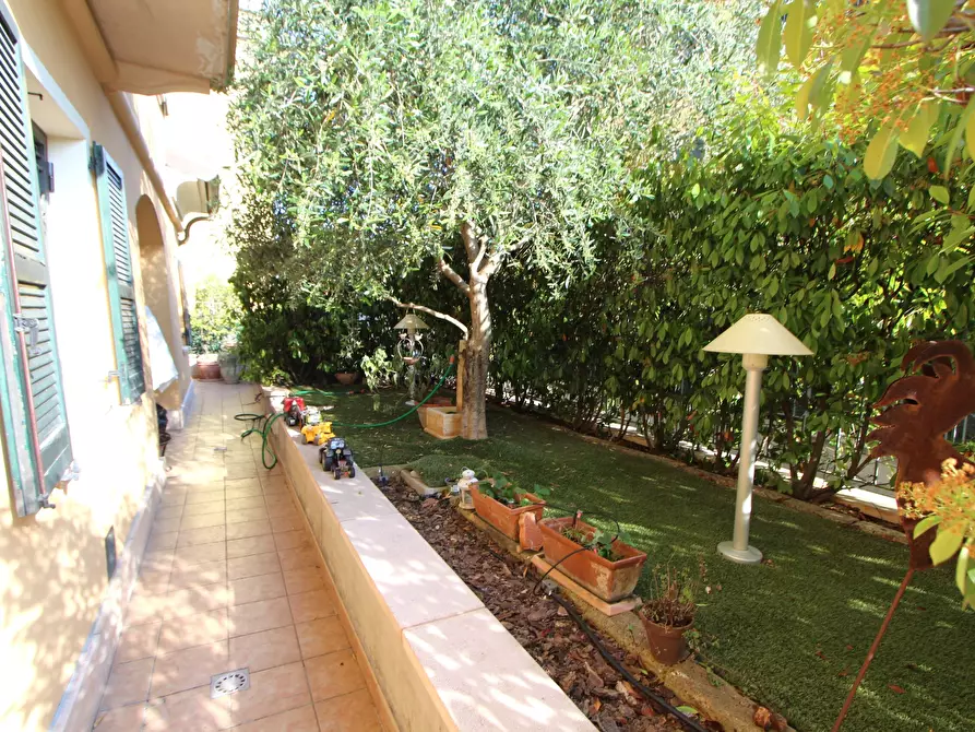 Immagine 23 di Appartamento in vendita  in Via Ca' dei Lazzarini a Vignola