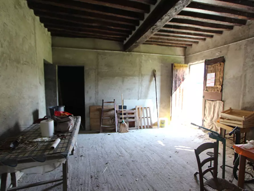 Immagine 9 di Porzione di casa in vendita  in Viale M. di Canossa a Valsamoggia