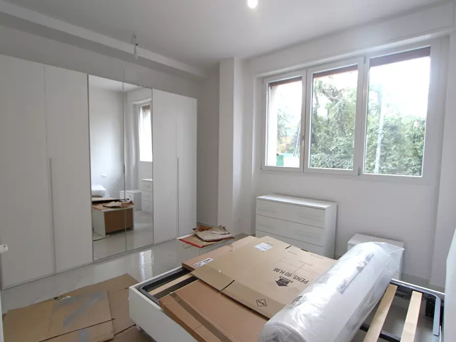 Immagine 3 di Appartamento in vendita  in Via Cesare Rocchi a Valsamoggia