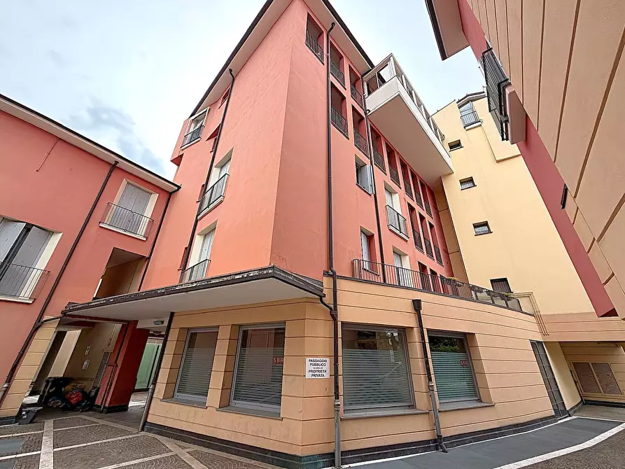 Immagine 34 di Appartamento in vendita  in Via Giuseppe Mazzini 34 a Valsamoggia