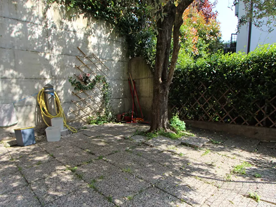 Immagine 24 di Appartamento in vendita  in Via E. Carnevali 79 a Valsamoggia