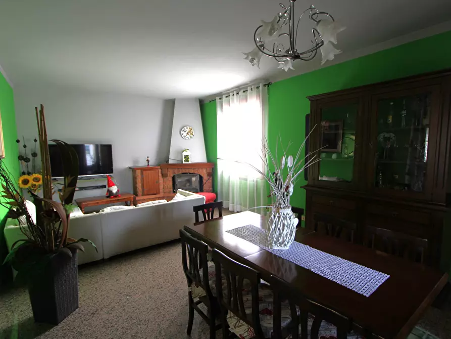 Immagine 45 di Villa in vendita  in Via dell'Artigiano 1 a Valsamoggia