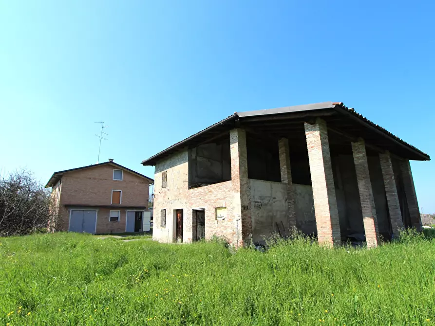 Immagine 55 di Porzione di casa in vendita  in Viale M. di Canossa a Valsamoggia