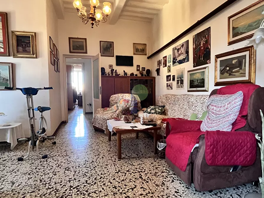 Immagine 5 di Pentalocale in vendita  in Piazza San Marco 45 a Livorno