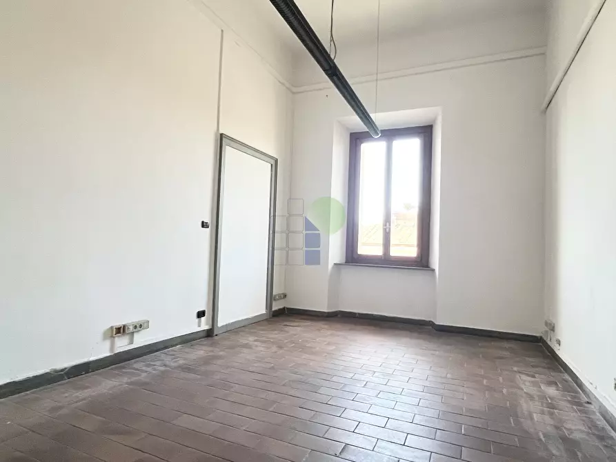 Immagine 12 di Ufficio in affitto  in Scali D'Azeglio 10 a Livorno