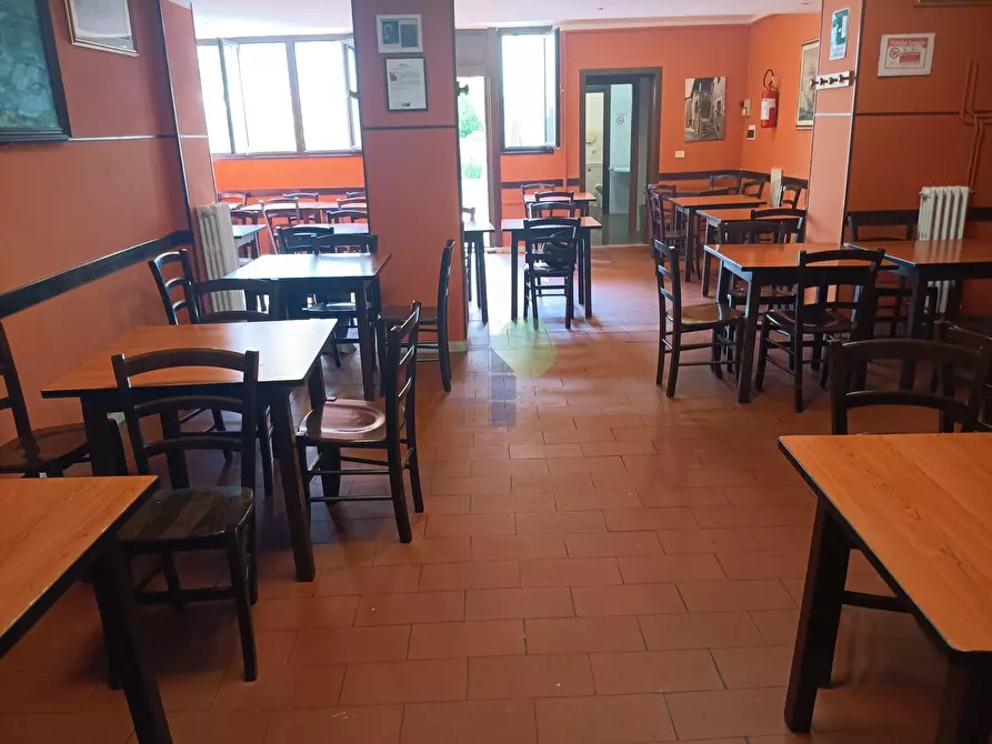 Immagine 1 di Bar / Ristorante in vendita  in Viale Carducci 68 a Livorno