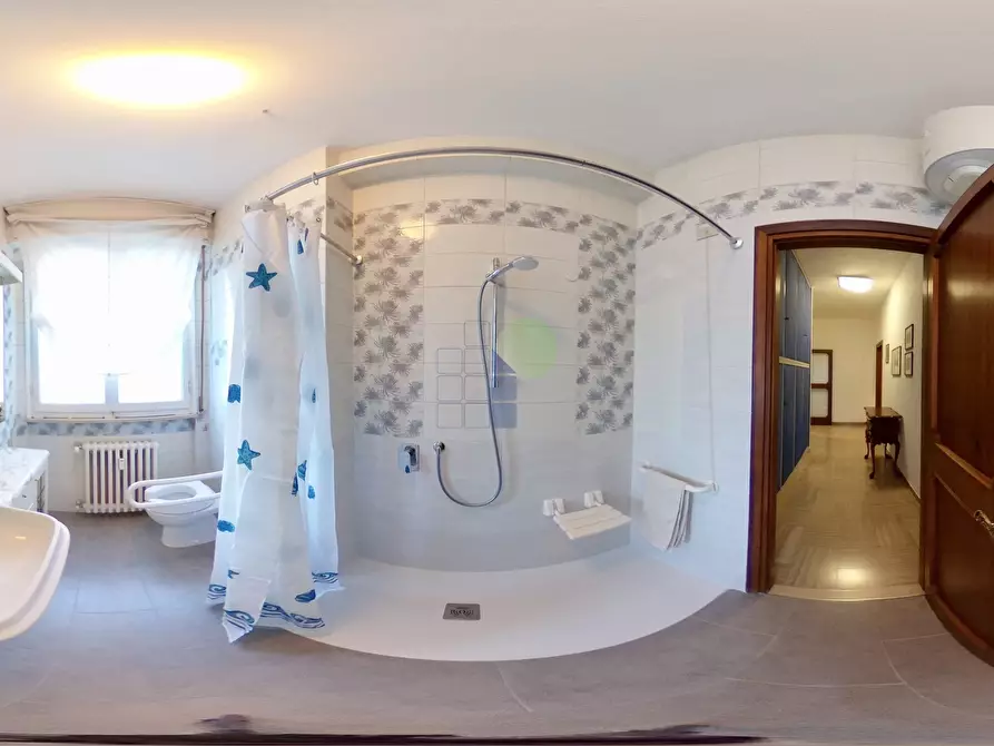 Immagine 9 di Pentalocale in vendita  in Via Calzabigi 110 a Livorno