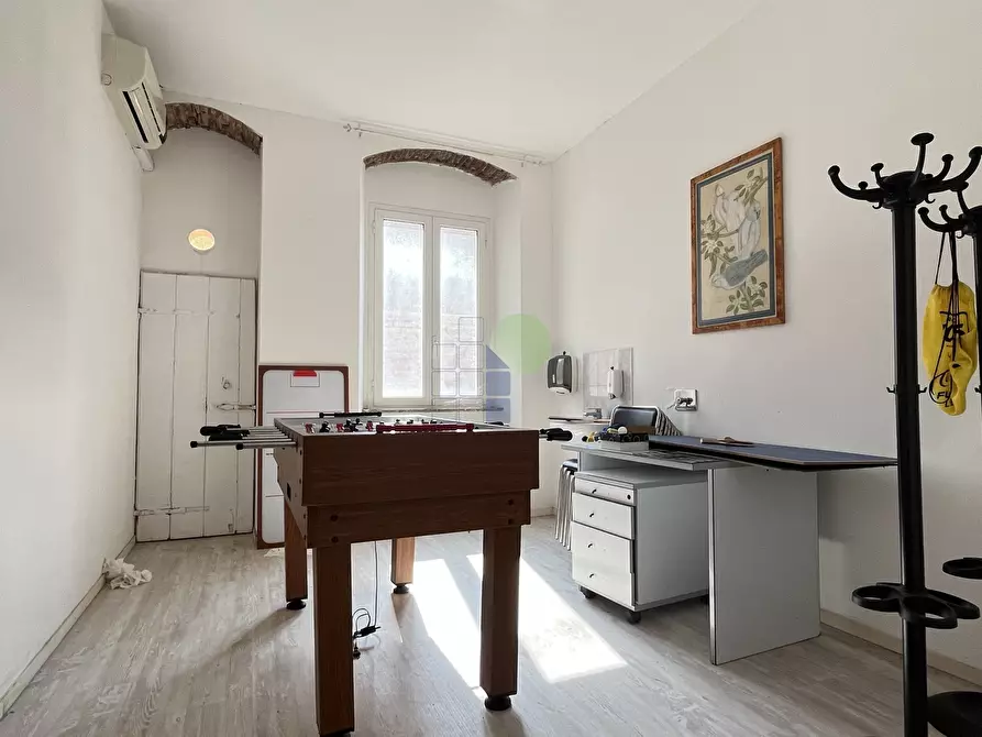 Immagine 16 di Laboratorio in vendita  in Piaza due Giugno 44 a Livorno