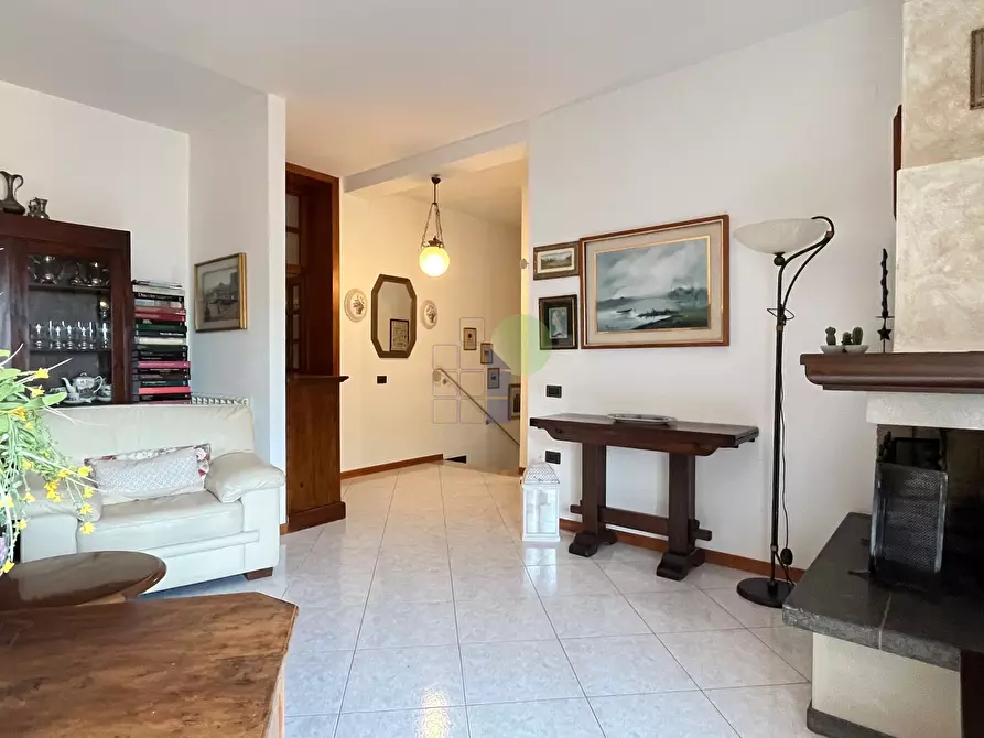Immagine 26 di Rustico / casale in vendita  in Via Traversa Livornese 11 a Rosignano Marittimo