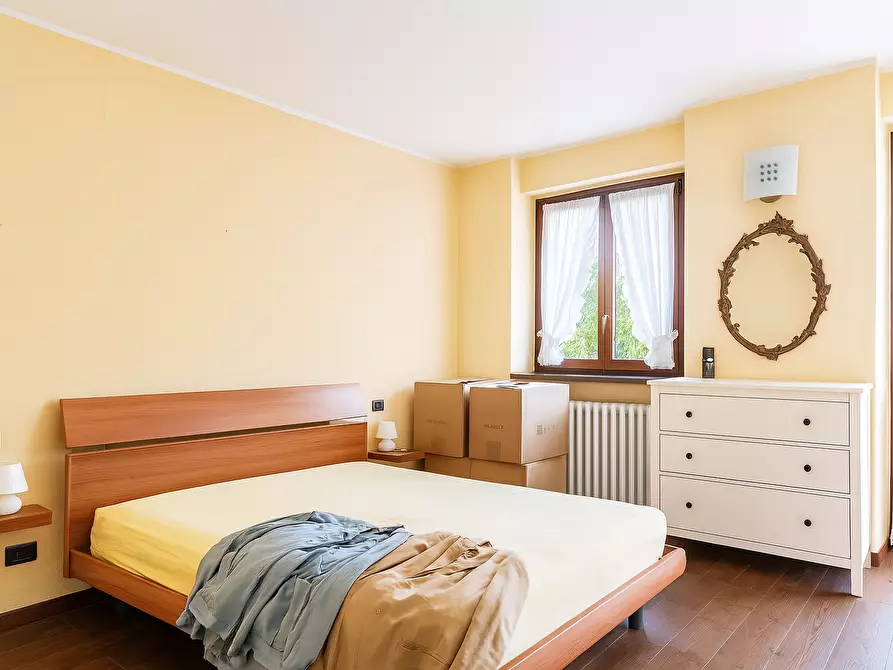 Immagine 13 di Villa in vendita  in Regione Cantarana 1 a Arona