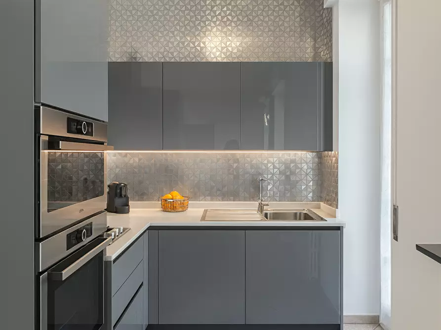 Immagine 10 di Trilocale in vendita  in Via Torino 11 a Arona