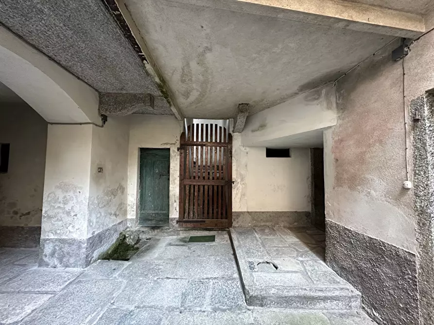 Immagine 2 di Rustico / casale in vendita  in Via Nazionale 1 a Colazza