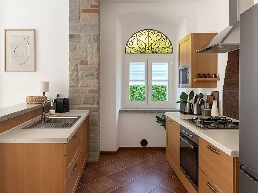 Immagine 2 di Bilocale in affitto  in Via Partigiani 1 a Arona