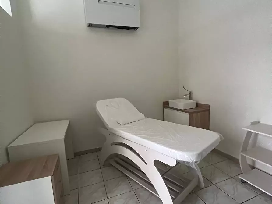 Immagine 4 di Ufficio in affitto  in Via di Santo Stefano in Pane a Firenze