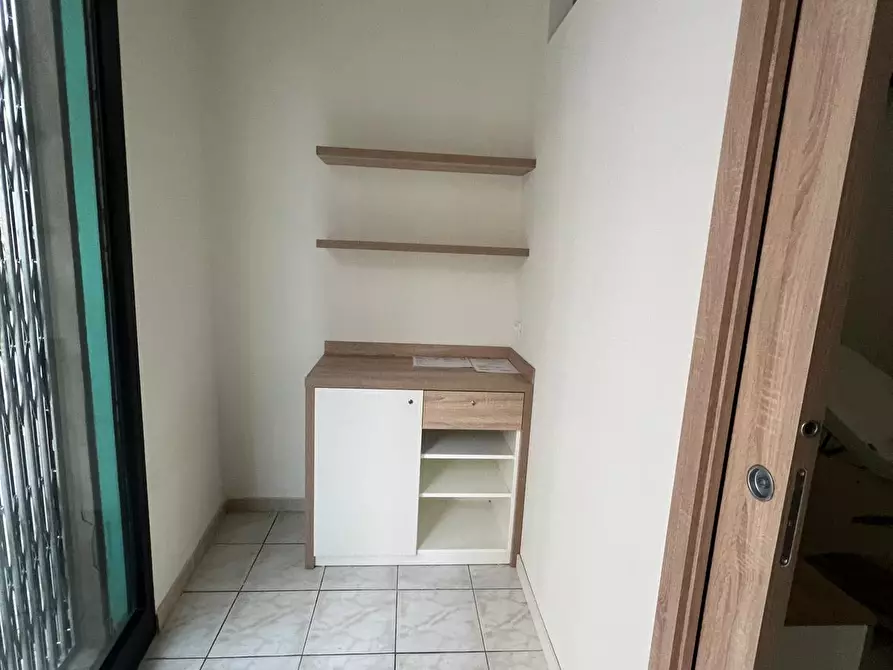 Immagine 8 di Ufficio in affitto  in Via di Santo Stefano in Pane a Firenze