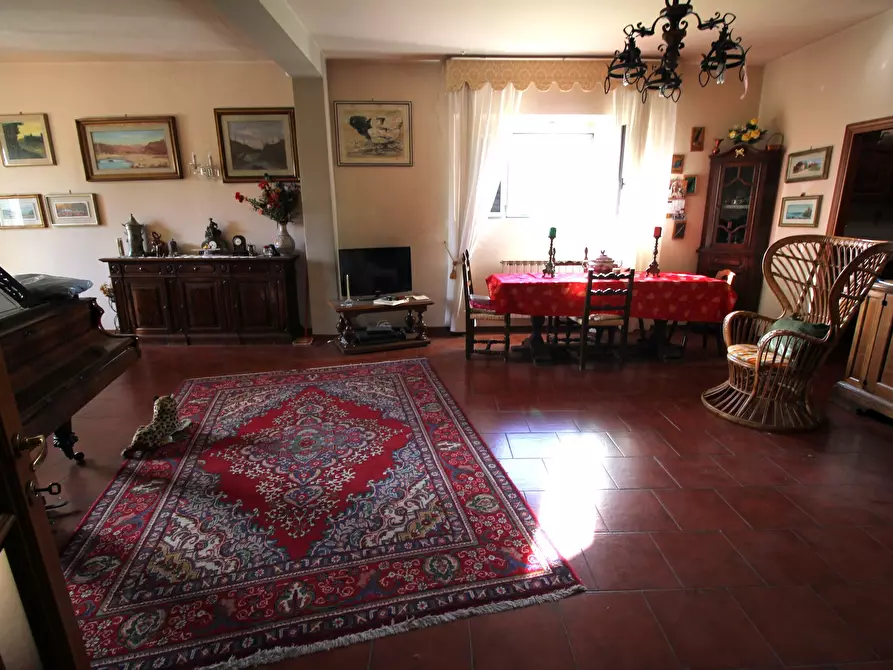 Immagine 7 di Appartamento in vendita  in Via Martiri di Campo di Marte a Vicchio